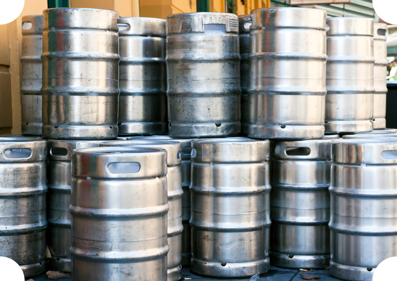 fassbier-fässer-lager-gastronomie-getraenke-michel