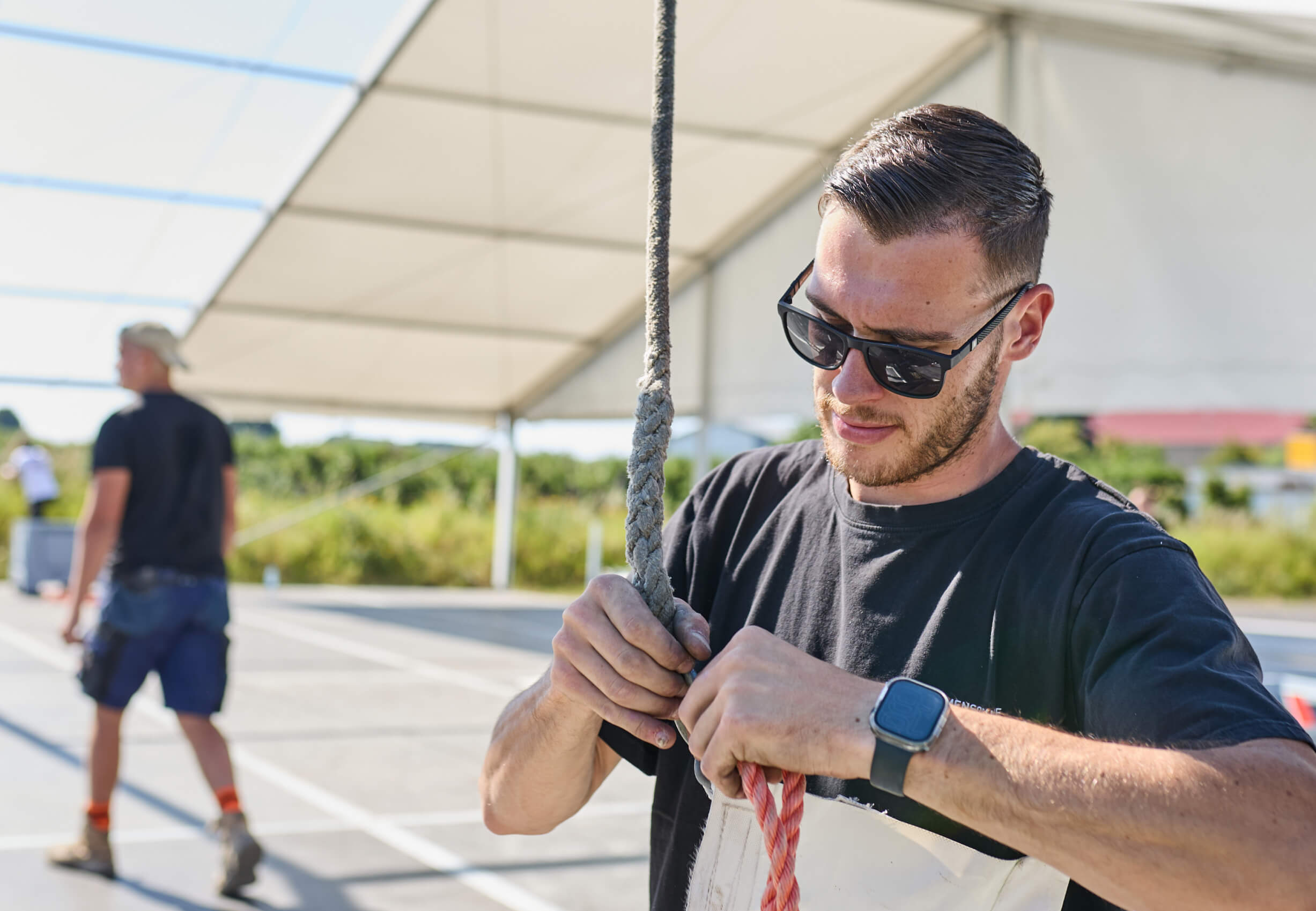 veranstaltungsaufbau-zeltmontage-team-getraenke-michel