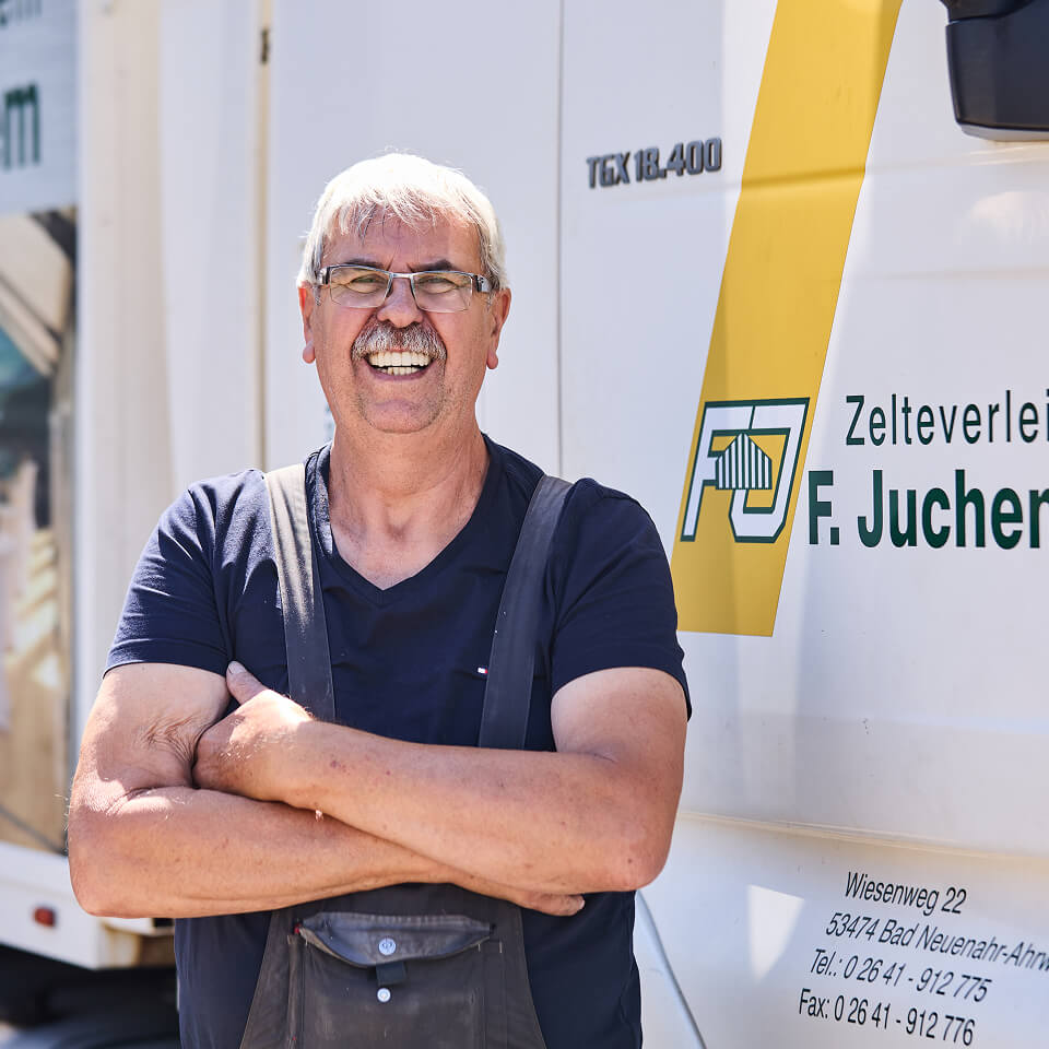 zelteverleih-team-portraet-getraenke-michel